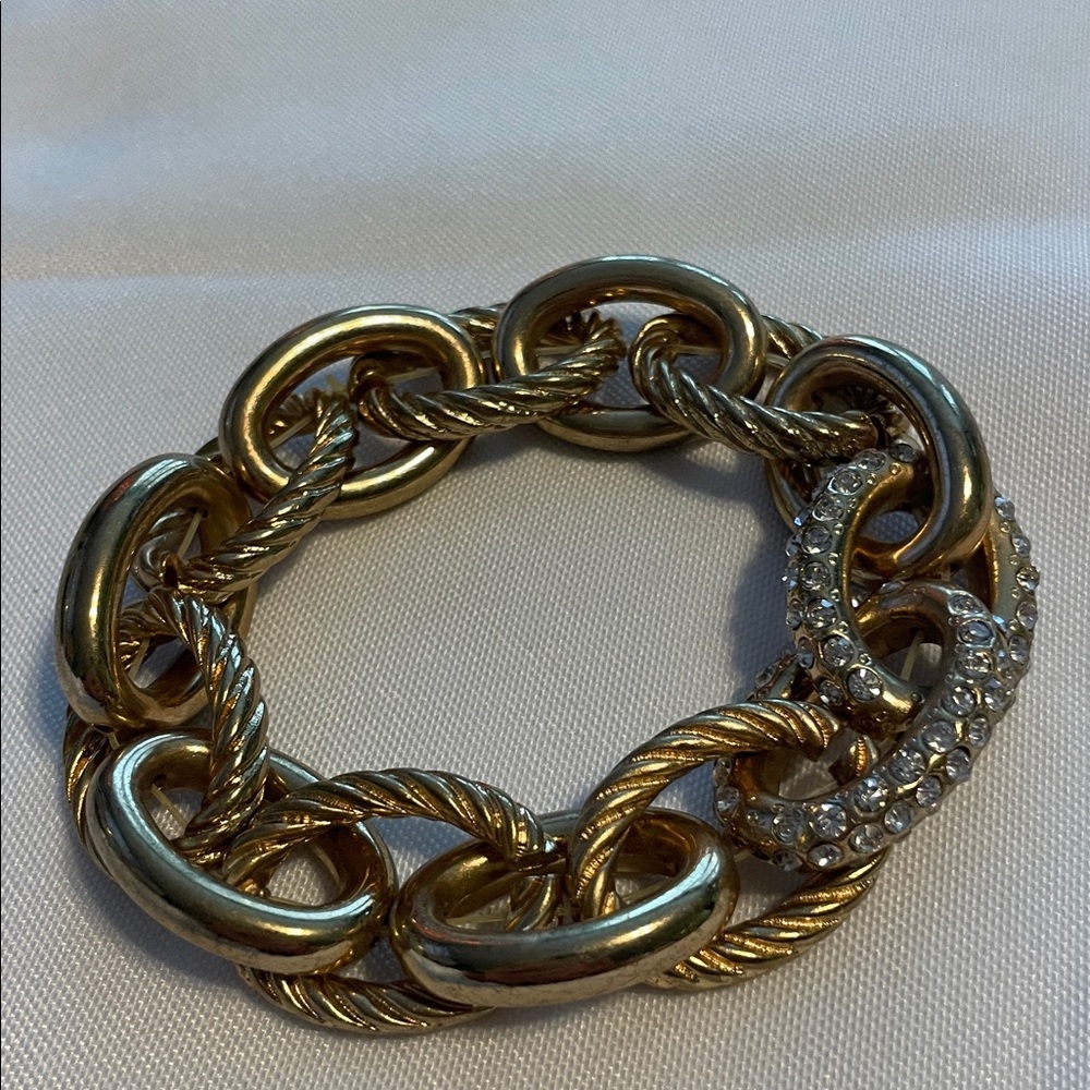 Elegant Gold and Silver Chain Bracelet